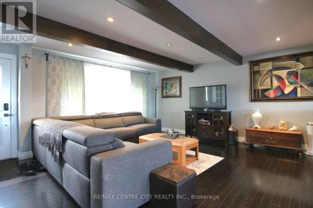 200 CENTENNIAL AVENUE - Photo 2