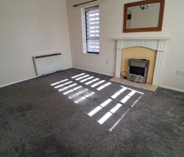 Elizabeth Court - Photo 6