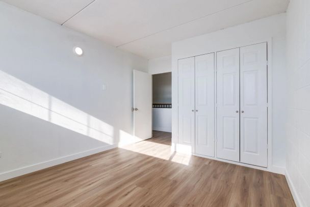 - 2 Bedroom at Hillsboro Place - Photo 1