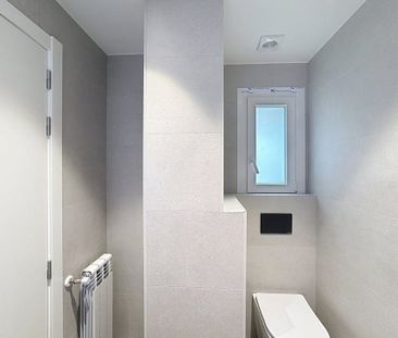 Calle Cuatro Amigos, Madrid, Community of Madrid 28029 - Photo 5