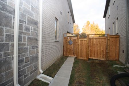 For Lease - 94 Bowline Vista N/A Unit# Lower, East Gwillimbury, Ontario - Photo 5