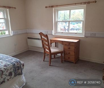 1 bedroom in a house share to rent - Photo 1