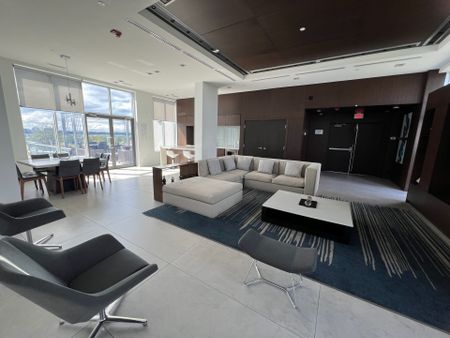 For Lease - 28 AVONDALE Avenue Unit# 209, Toronto, Ontario - Photo 2