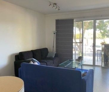 FURNISHED APARTMENT CLOSE TO BOND UNIVERSITY - Photo 1