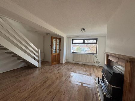 3 bedroom terraced house to rent - Photo 2