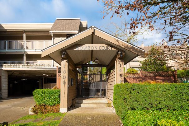 Deep Cove Delight! - Photo 1