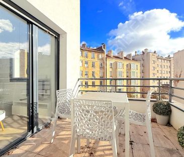 Location Appartement Boulogne-Billancourt 2 Pièces 42 m² - Photo 3