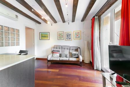 Carrer de Sant Llàtzer, Barcelona, Catalonia 08001 - Photo 5