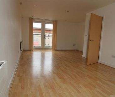 Cubitt Way, Woodston, Peterborough - Photo 1