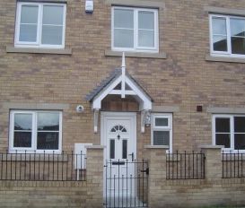 4 Bedroom House Watson Street, near Dunston Staithes - Photo 1