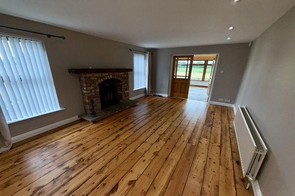 8 Kings Chase, Gravelhill Road, Lisburn BT27 5ST - Photo 1