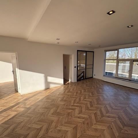 Te huur: Appartement Pastoriedijk in Pernis Rotterdam - Foto 1