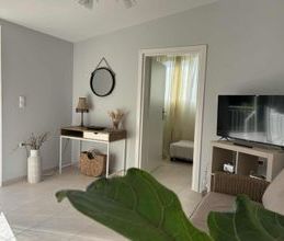 Μονοκατοικία για ενοικίαση - Καλύβια Θορικού, - Photo 5