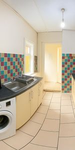 Room in a Shared House, Norwood Grove, B19 - Photo 3