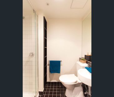 502/8-10 Vale Street, North Melbourne, Vic 3051 - Photo 3