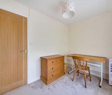 2 bedroom maisonette to rent - Photo 4