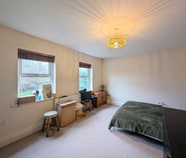 2 bedroom flat to rent - Photo 6