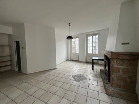 Location Appartement 3 pièces 74m² ST ETIENNE 42100 - Photo 5
