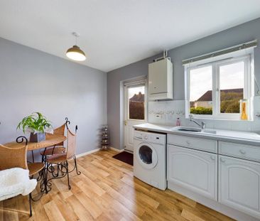 2 bedroom semi-detached house to rent - Photo 1