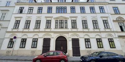 Wunderschöne Altbauwohnung in denkmalgeschütztem Haus nahe Schottentor - Photo 3