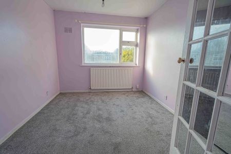 1 Bedroom For Rent - Photo 5