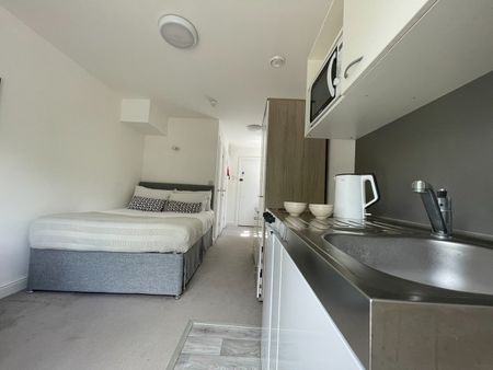 Studio Flat, Stmary Place, SO14 - Photo 2