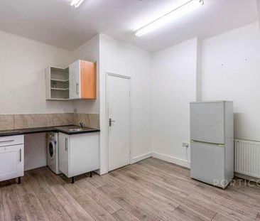 High Road Leyton, London, E10 - Photo 6