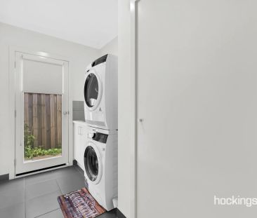 SPACIOUS FAMILY HOME IN KINBROOK ESTATE OF DONNYBROOK - Photo 2