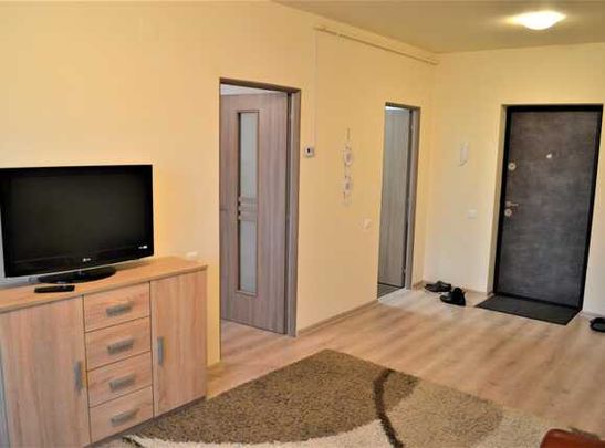 Apartament cu o camera, decomandat, zona Eroilor! - Photo 1
