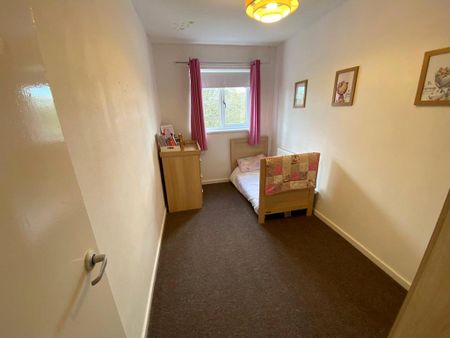 3 bedroom terraced house to rent - Photo 3