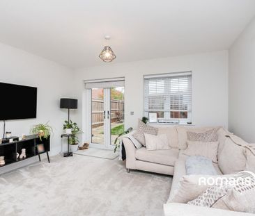 2 bedroom semi-detached house to rent - Photo 2