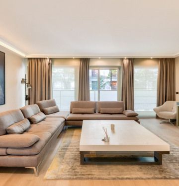 Appartement • Porte Dauphine - Photo 2