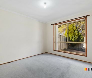 Good Sized Family Townhouse - Photo 3