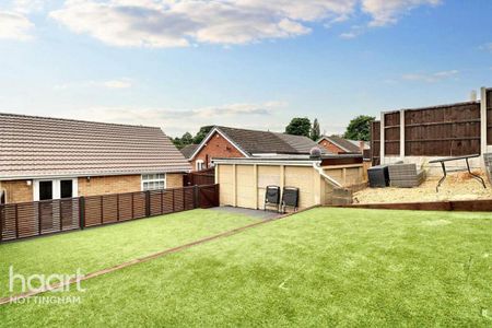 2 bedroom semi-detached bungalow to rent - Photo 4