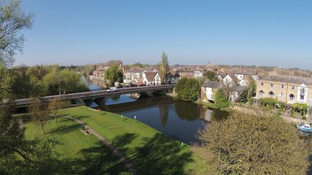 1 bedroom flat to rent - Photo 2