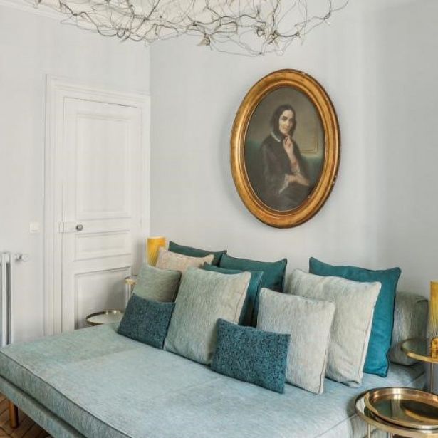 Appartement • Enfants Rouges - Photo 1