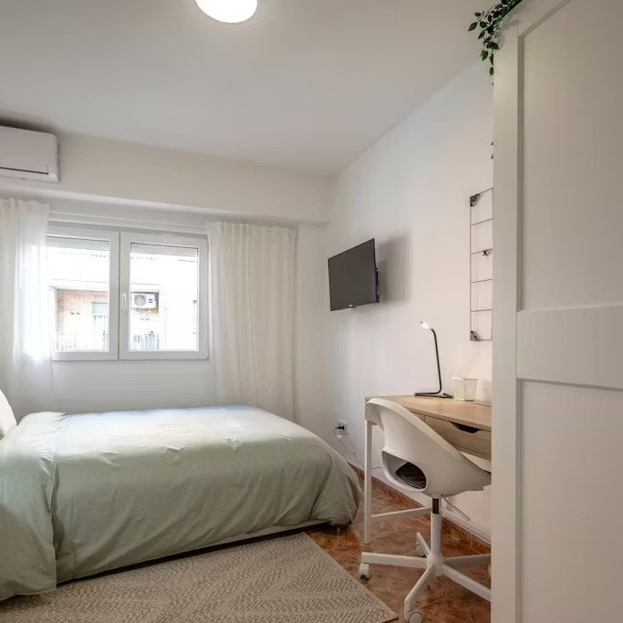 Carrer de Mendizábal, Valencia, Valencian Community 46011 - Foto 1