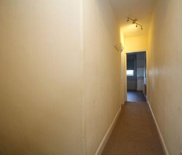 2 bedroom end of terrace house to rent - Photo 6