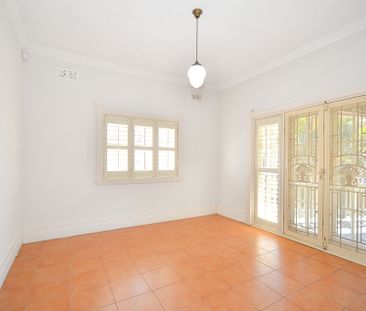 Beautiful Family Home!! - Photo 1