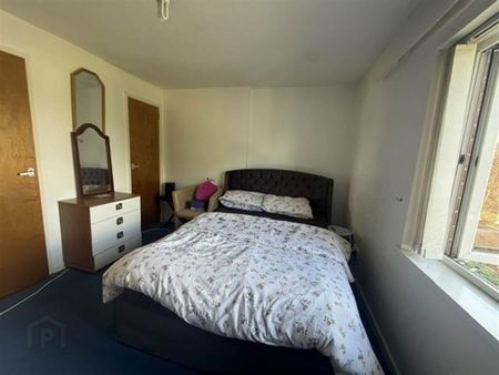 15F Glenarm Square, Finaghy, Belfast, BT10 0BG - Photo 2