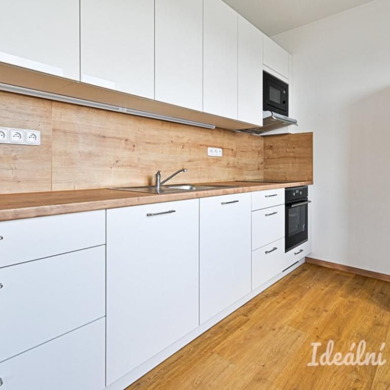 Pronájem bytuRenting an apartment 2+1, 55 m2 - Photo 1