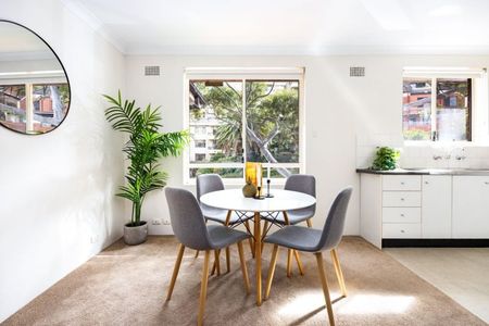 Fabulous One Bedroom in Great Location! - Photo 5