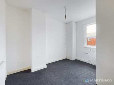 2 bedroom terraced house to rent - Photo 2