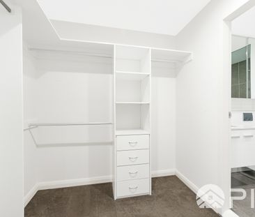 Modern Two-bedroom Apartment for lease now! - Photo 6