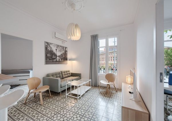 Carrer de Còrsega, Barcelona, Catalonia 08036