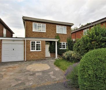 4 bedroom detached house to rent - Photo 4