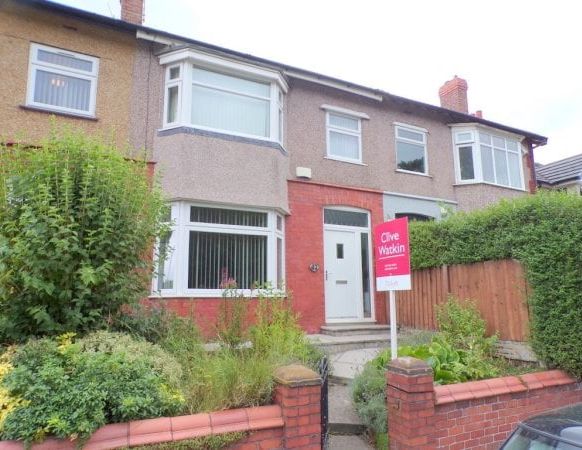 Old Chester Road, Bebington - Photo 1