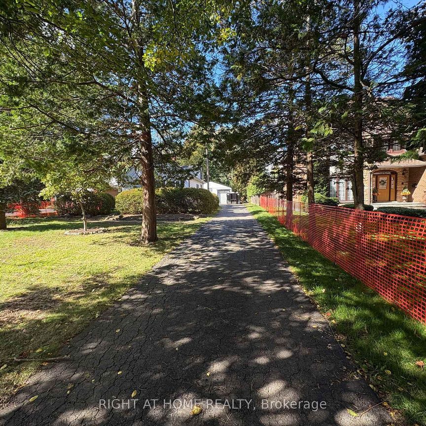 For Lease - 779 Indian Road, Mississauga, Ontario - Photo 1