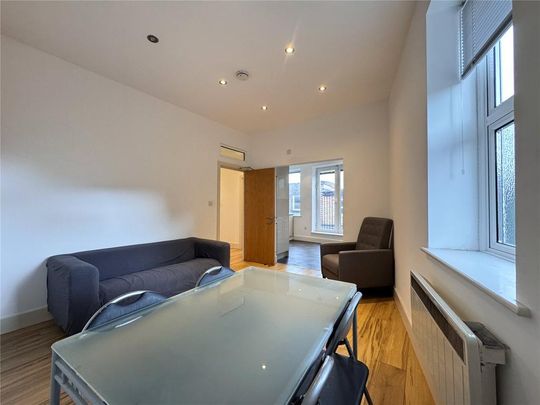 2 bedroom apartment to rent - Photo 1