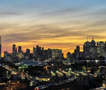 Top-Floor Spacious Apartment in Prime Richmond Location with small ... - Photo 5